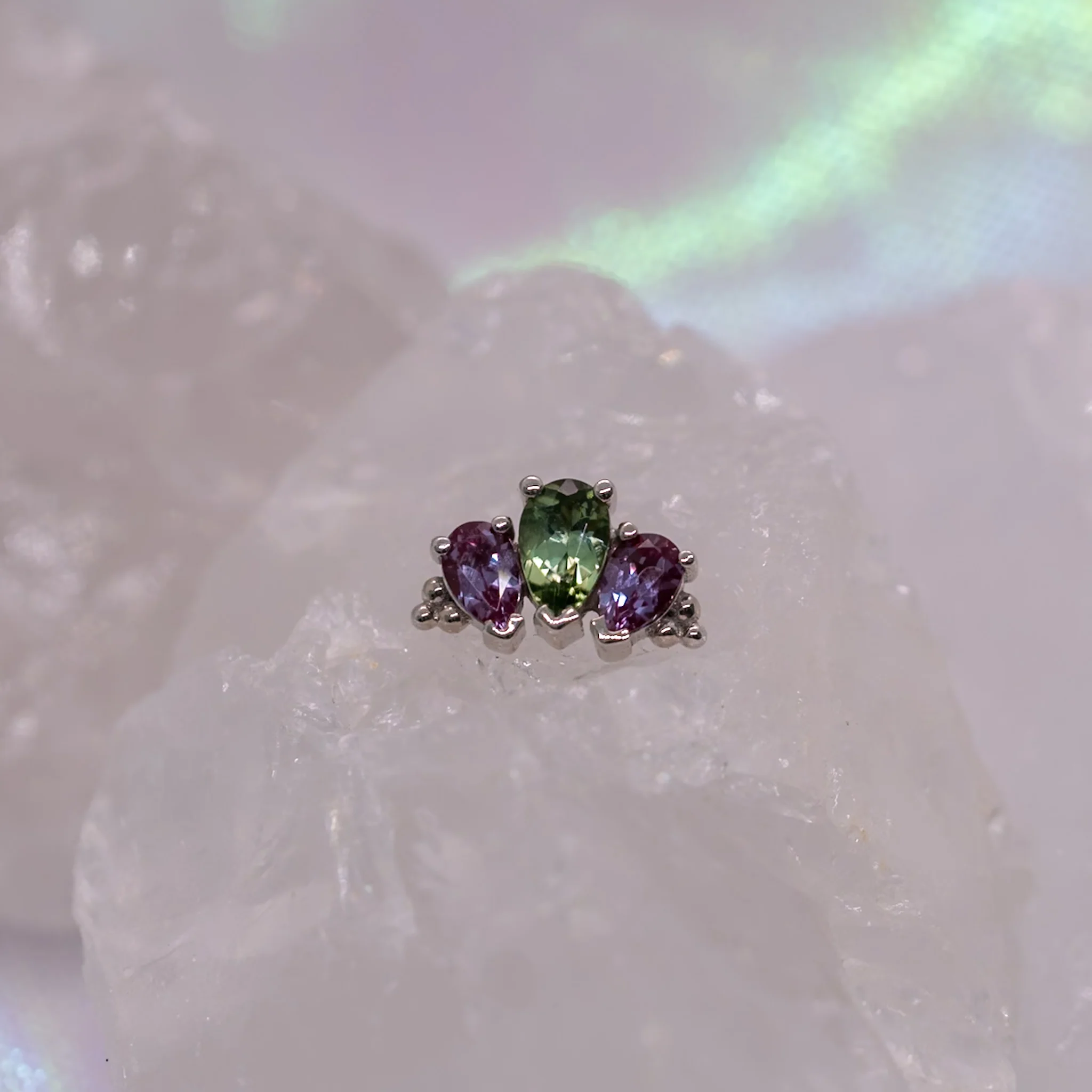 BVLA Graduated 3 Gem Pear Panaraya - Threaded