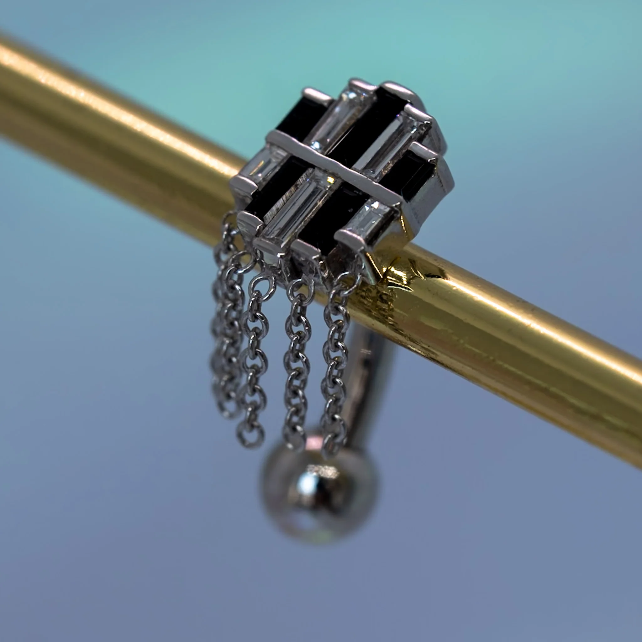 BVLA Levitate -  Navel Stud