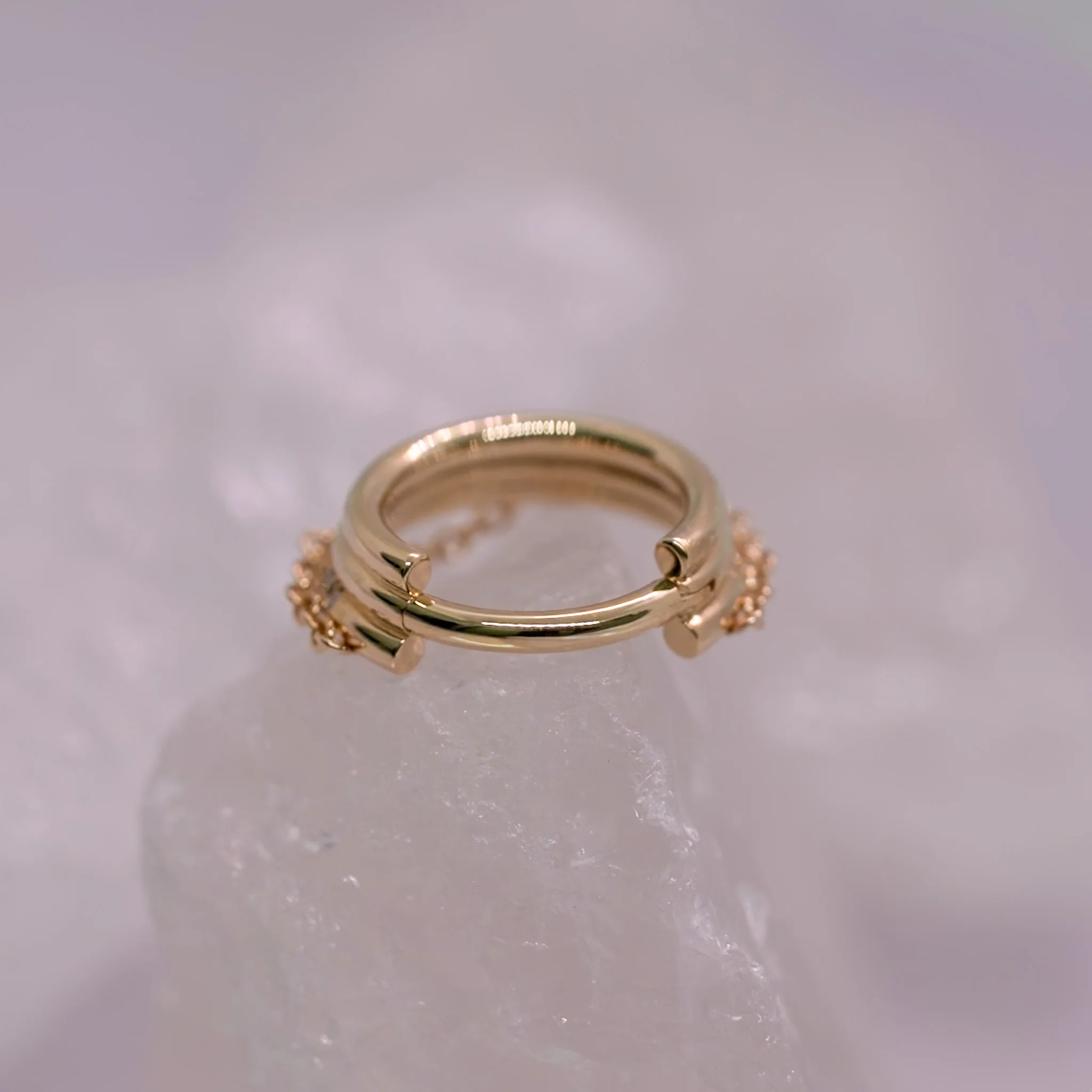 BVLA Lucy In Chains - Hinge Ring - Image 2