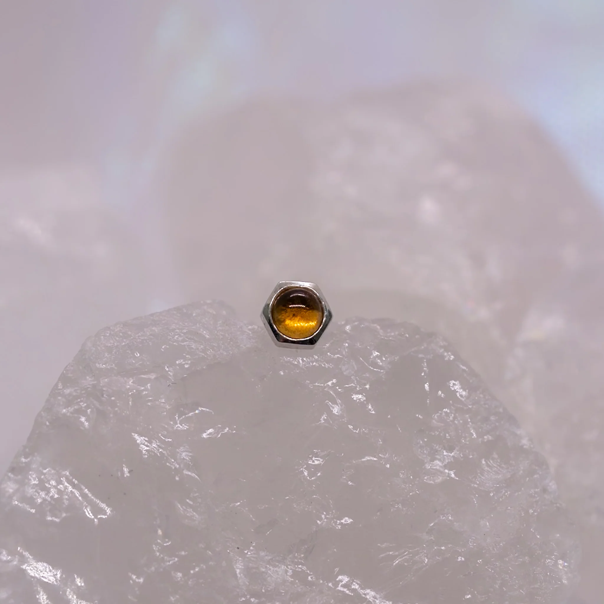 BVLA Miel Honeycomb Bezel Setting