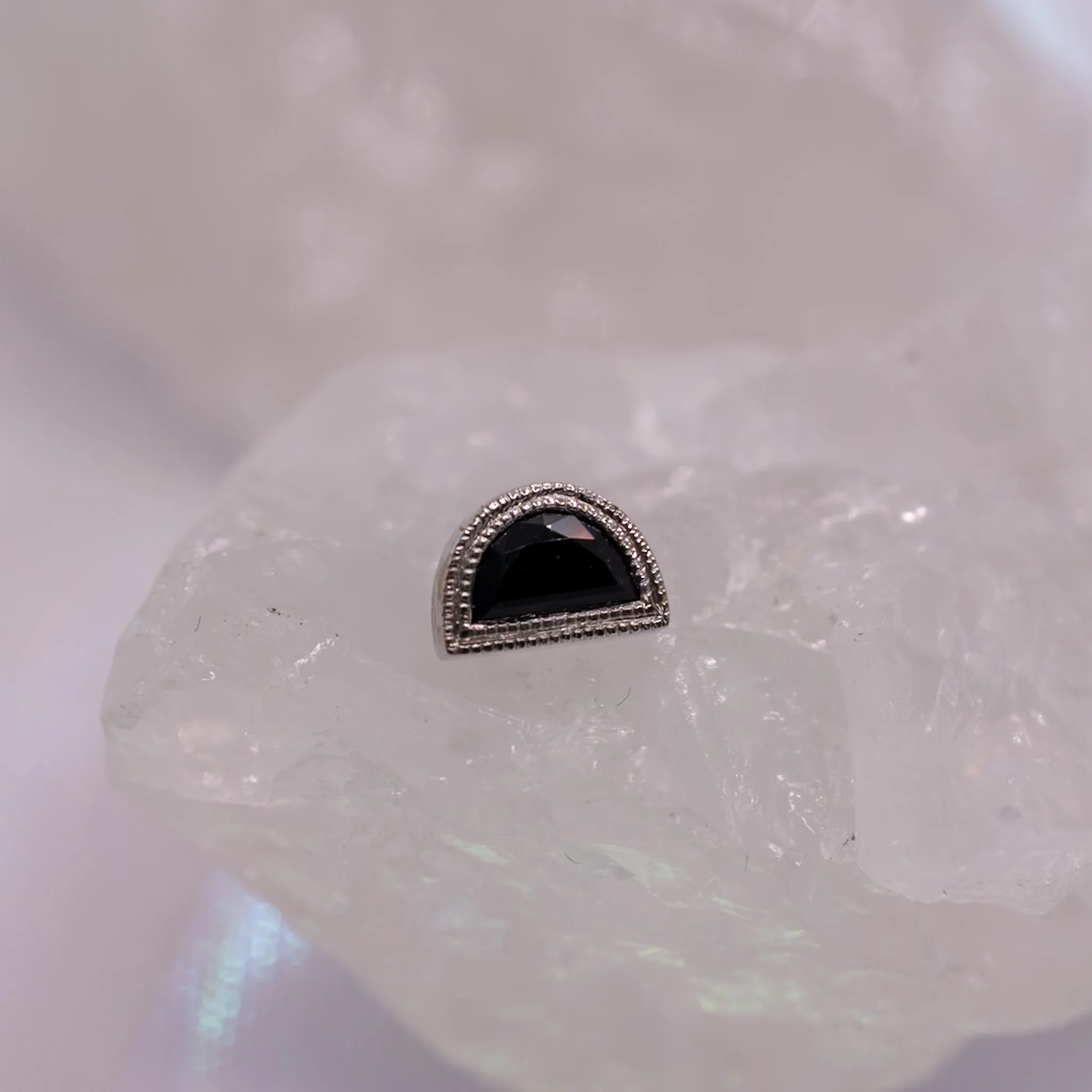 BVLA Milgrain Half Moon Bezel - Threaded - Image 5