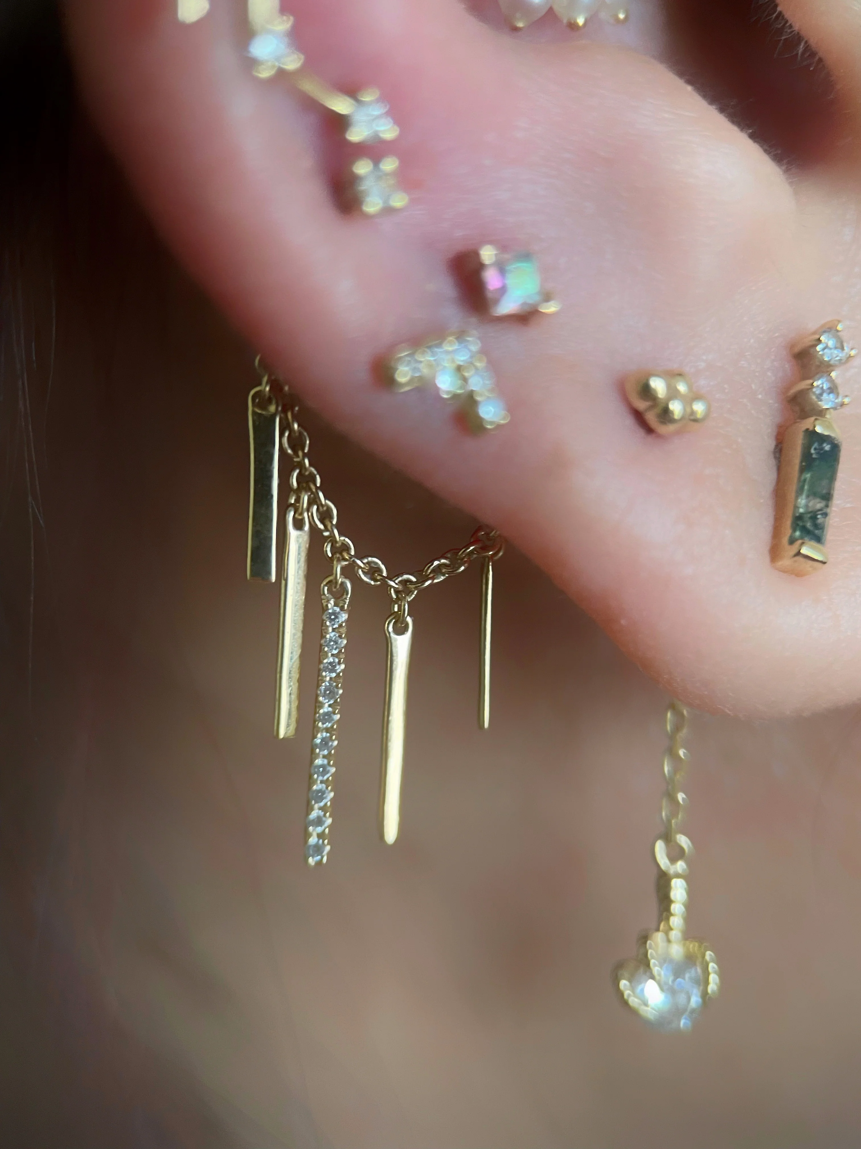 Jewellery Shopping & Change - Image 11