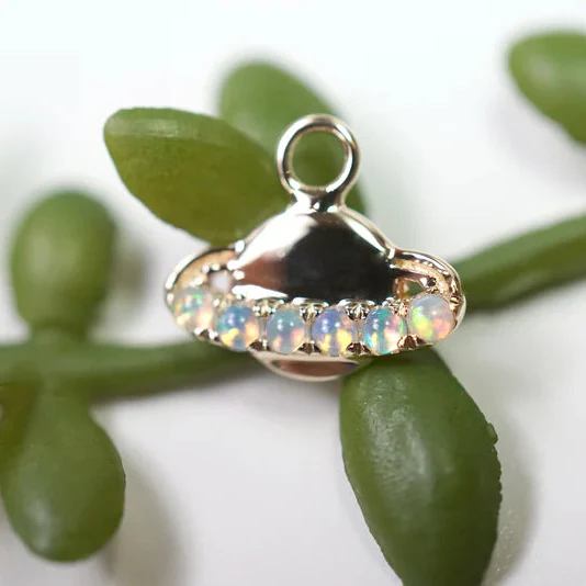 Modern Mood Calypso Charm - Cabochon Gemstone Ring