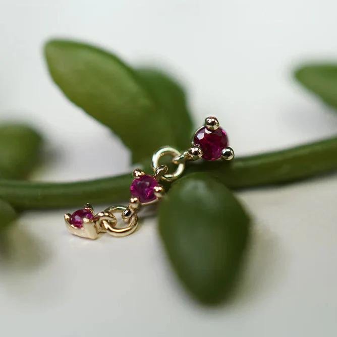 Modern Mood Cascade 3 - Faceted Gemstone